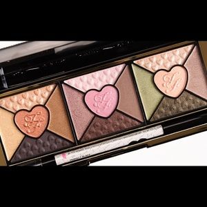 Too Faced Love Palette